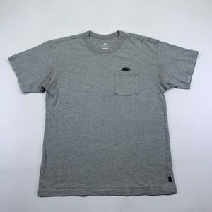 The‎ Nike Tee Gray Pocket T Shirt Mens Size Small Short Sleeve Loose Fit Basic